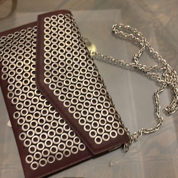 New Urban expressions cross body bag - Picture 3 of 9